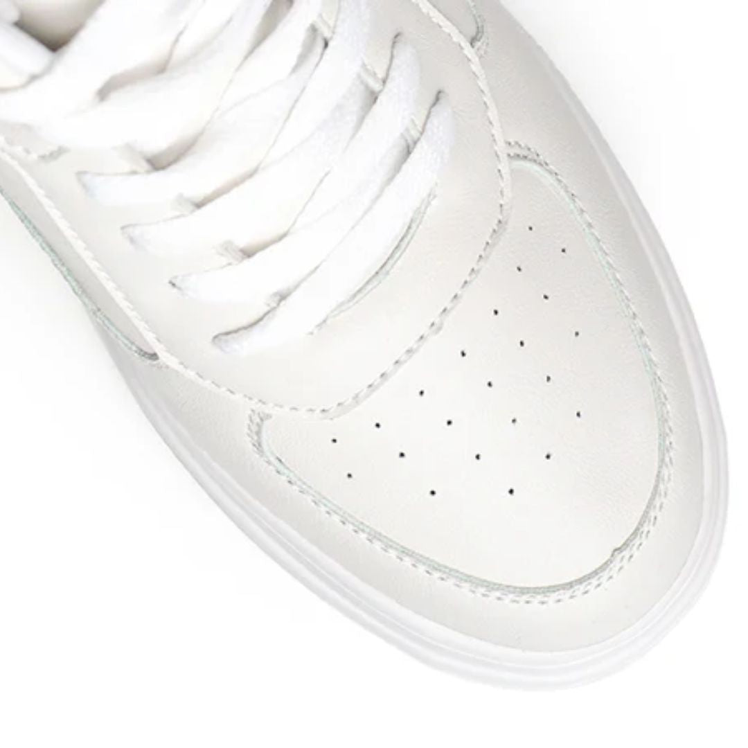 Altiora | Raises You Discreetly Up to +8 Cm Without Losing Comfort.