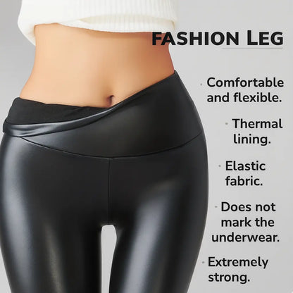 CurveLux Legging in Velvety Leather
